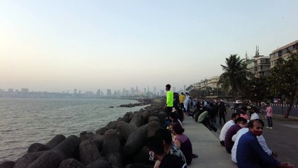 Sunset at Marine Drive Mumbai | Sunset video #marinedrive #narimanpoint