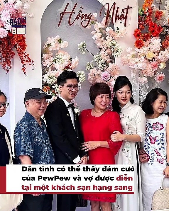 Đám cưới ấm cúng của chủ tiệm bánh mì Pewpew và bạn gái hot girl | Điện Ảnh Net