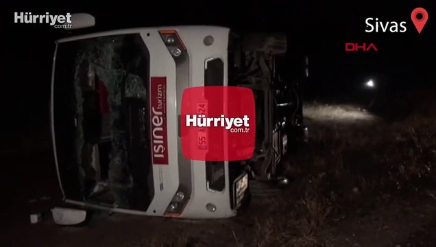 Sivas'ın Kangal ilçesinde midibüs devrildi Ölü ve yaralılar var