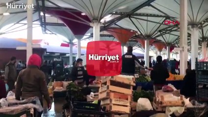 Pazar yerinde silahlar konuştu! Kavga anı kamerada