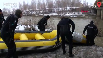 46 dalgıç, nehre düşen Yağmur'u arıyor