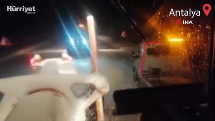 Antalya’da yeniden kar yağışı başladı