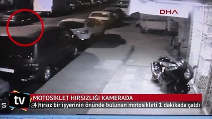 1 dakikada motosiklet hırsızlığı kamerada