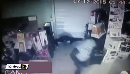 1 dakikada 40 bin liralık hırsızlık