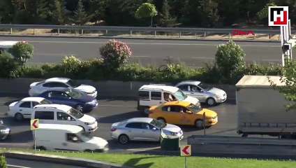 Bayram tatili başladı, trafik durma noktasına geldi