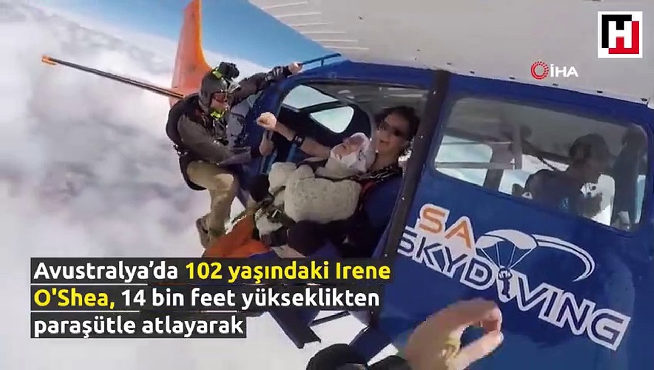 102 yaşında paraşütle atladı