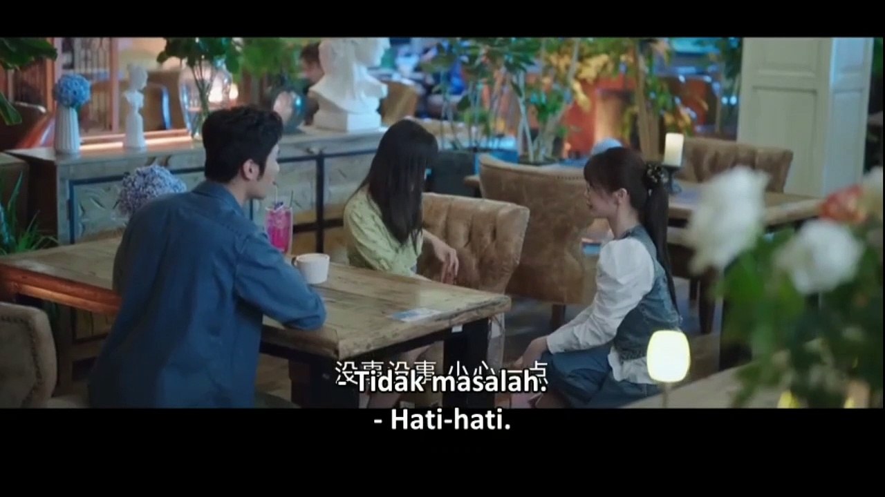 Pahlawan kembali, kekasih mengabaikan nya