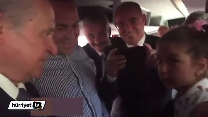 Devlet Bahçeli ve minik kızın gülümseten diyaloğu