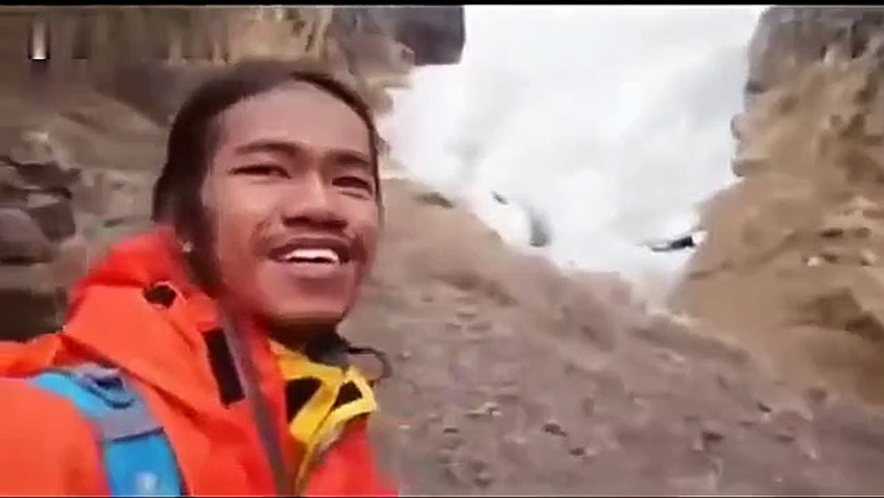 Tahukah km ini adalah salju terakhir di Indonesia