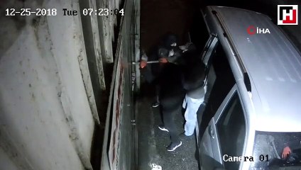 3 dakikada 60 bin TL değerinde malzeme çaldılar