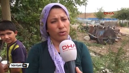 IŞİD Türkiye sınırındaki köye 3 bayrak dikti