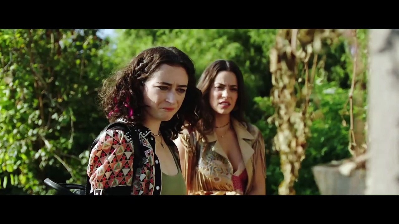 Torn Hearts - Trailer (Deutsch) HD