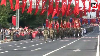 Vatan Caddesi'nde 30 Ağustos kutlaması