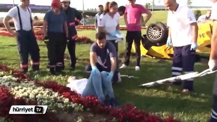 Atatürk Havalimanı yolunda kaza: 4 yaralı