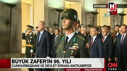 Devletin zirvesi 30 Ağustos töreni için Anıtkabir'de...