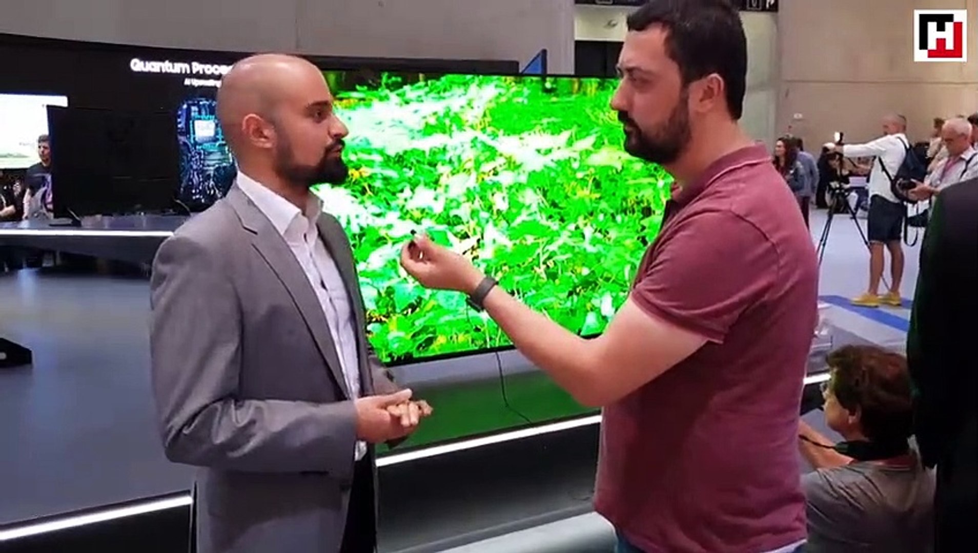 Samsung’tan yepyeni 8K televizyon