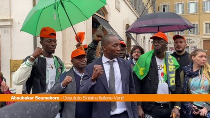 Soumahoro "Porteremo in Parlamento le sofferenze dei dimenticati"