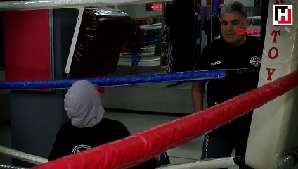 72 yaşındaki 'Boksör Naciye'