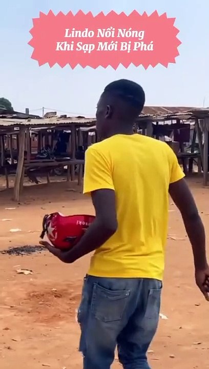 Clip: Lindo bức xúc khi bị phá sạp mới: Tức giận quên luôn mình người Angola