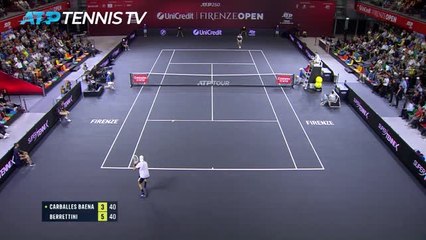 Florence - Carballes Baena fait chuter Berrettini devant son public