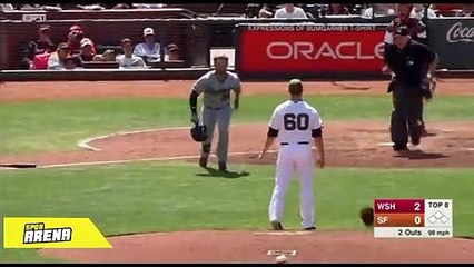 Beyzbol maçında kavga çıktı