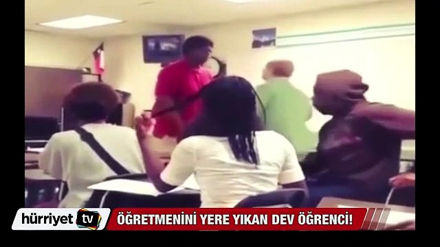 Öğretmenini yere yıkan dev öğrenci!