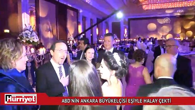 ABD'nin Ankara Büyükelçisi John Bass eşiyle halay çekti
