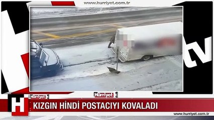 KIZGIN HİNDİ POSTACIYI KOVALADI