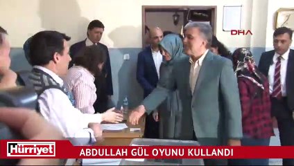 Abdullah Gül oyunu eşiyle birlikte kullandı