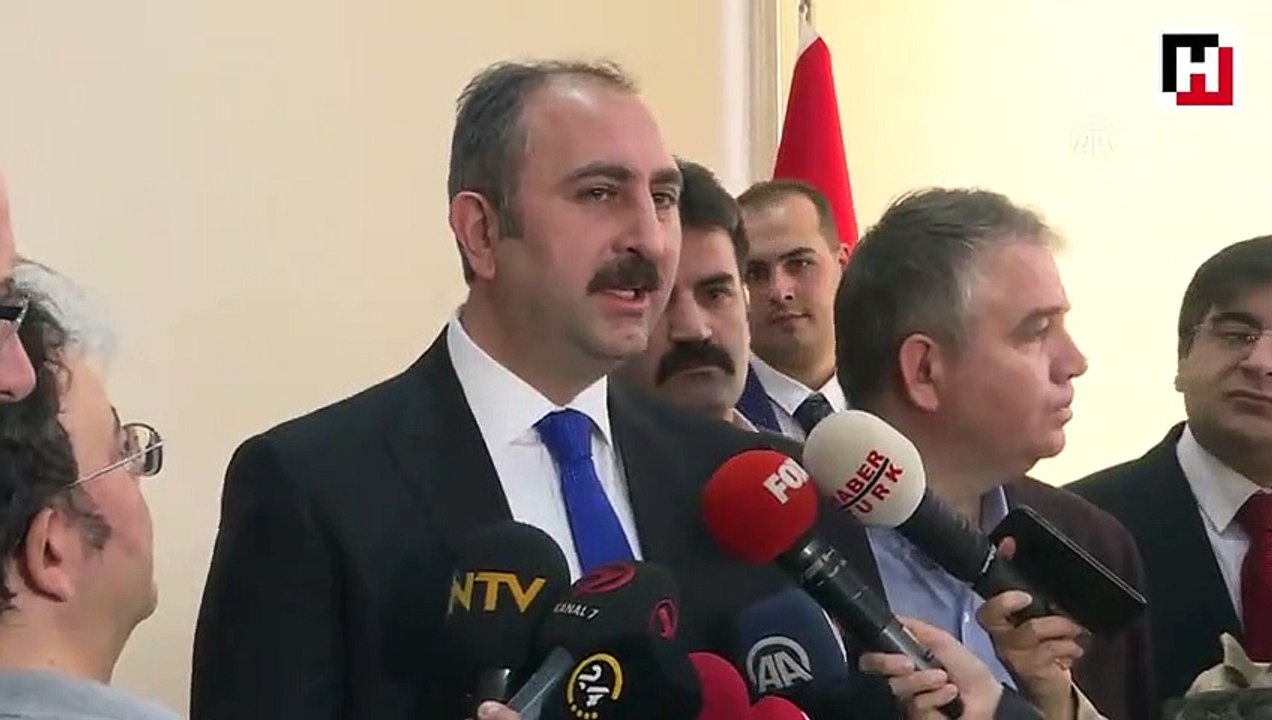 Adalet Bakanı Abdulhamit Gül, gazetecilere açıklamalarda bulundu