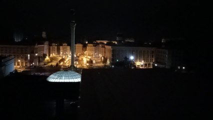 Ukraine : les sirènes de raid aérien retentissent à Kiev