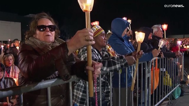 Abusos sexuais na Igreja Católica pairam sobre peregrinação a Fátima