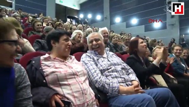 Arif Sağ: Ben sevilecek bir insanım. beni sevmeye devam etsinler