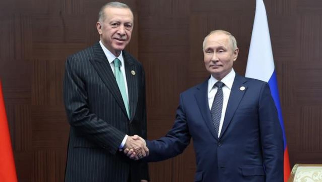 Kremlin'den Erdoğan-Putin zirvesi sonrası ilk açıklama: Doğalgaz dağıtım merkezi önerimize Türkiye olumlu tepki verdi