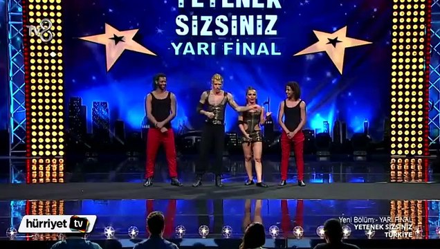 Murat Boz ve Eser Yenerler arasındaki muhabbet Özgü Namal'ı gerdi