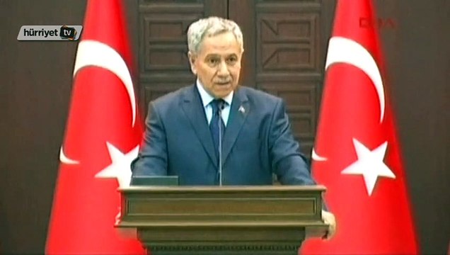 Bülent Arınç'tan Melih Gökçek tweetlerine zehir zemberek açıklama