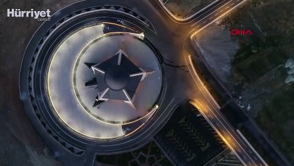 Türkiye'nin ilk ay-yıldızlı camisi yarın ibadete açılıyor