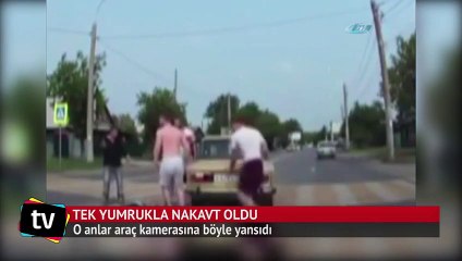 Genç adamı tek yumrukla yere serdi