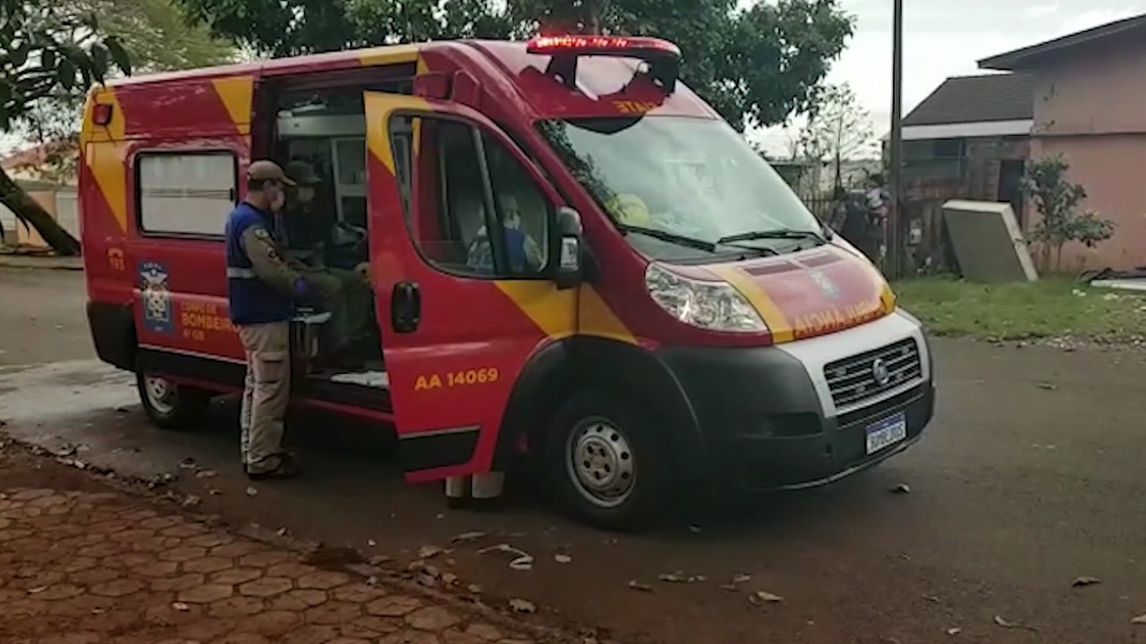 Jovem sofre laceração no braço ao ser atacado por cachorro no Bairro Universitário