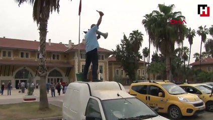 Dolandırıldığı söyleyip, sattığı ürünleri etrafa saçtı