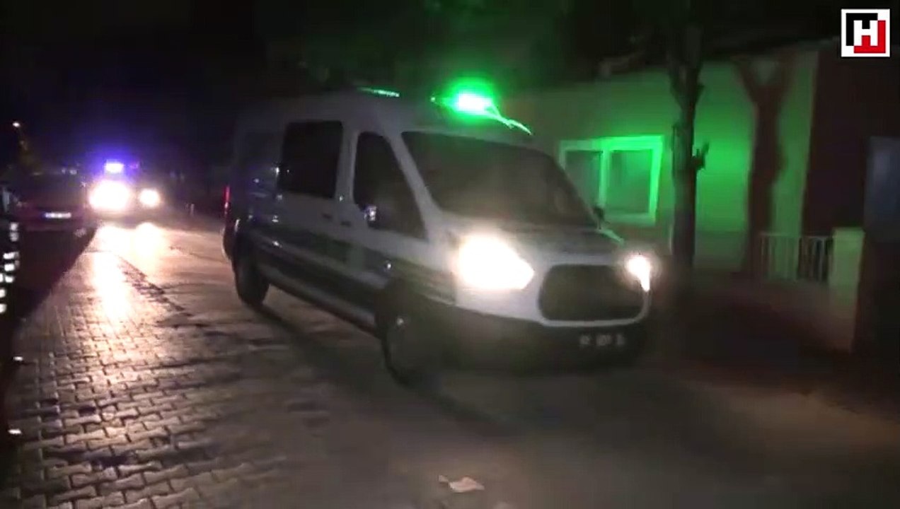 Kadın polis, evde başından vurulmuş halde bulundu