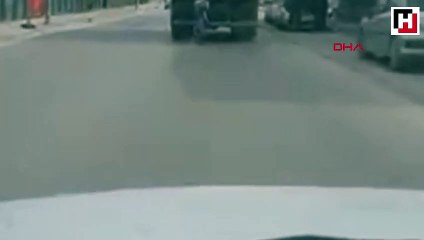 Bisikletli gencin tehlikeli yolculuğu