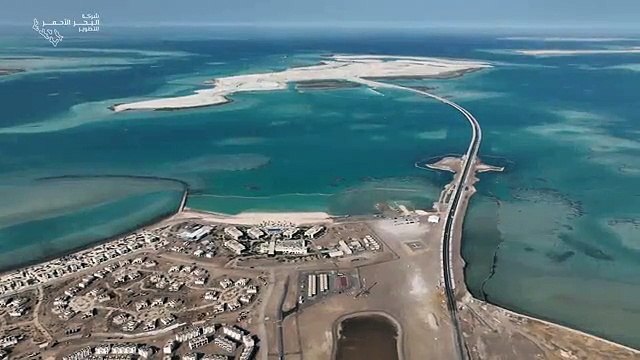 يُسعدنا أن نعلن عن افتتاح جسر شُورى رسميًا بطول 3.3 كيلومتر. ويربط الجسر الساحل الغربي بـ جزيرة_شُورى حيث يتم تطوير 11 فندقًا من أصل 16 فندق في المرح