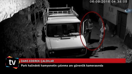 Kamyoneti dans ederek çaldı
