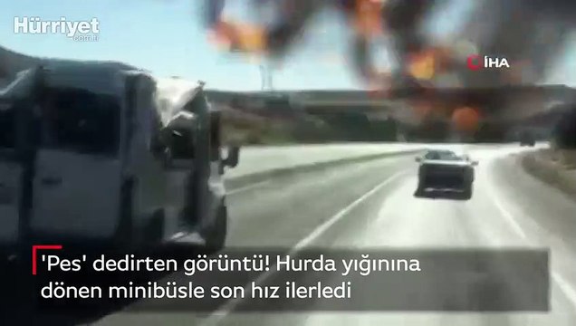 'Pes' dedirten görüntü! Hurda yığınına dönen minibüsle son hız ilerledi