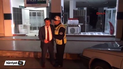 Alkollü muhtar polise sarılıp öptü
