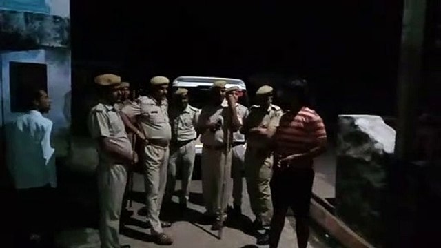रंजिश में फायरिंग, पिता एवं दो बेटों की गोली मारकर हत्या