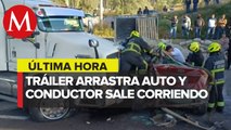 Tráiler de carga choca con un automóvil en autopista México-Querétaro