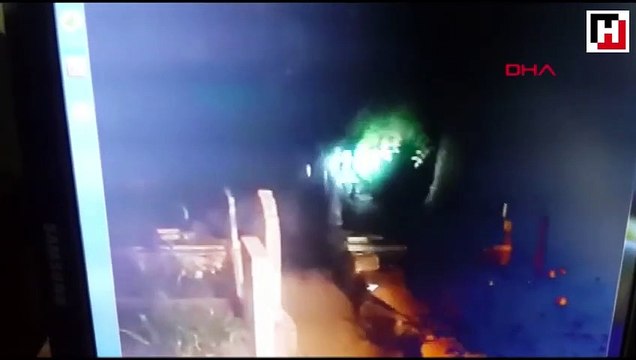 'Mezarlıkta ağlayan kız' bir ili karıştırdı! Polis peşine düştü