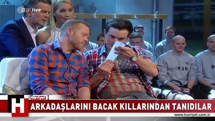 FUTBOLCU ARKADAŞLARINI BACAK KILLARINDAN TANIDILAR